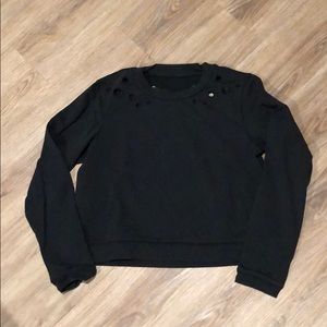 Women’s black lululemon top